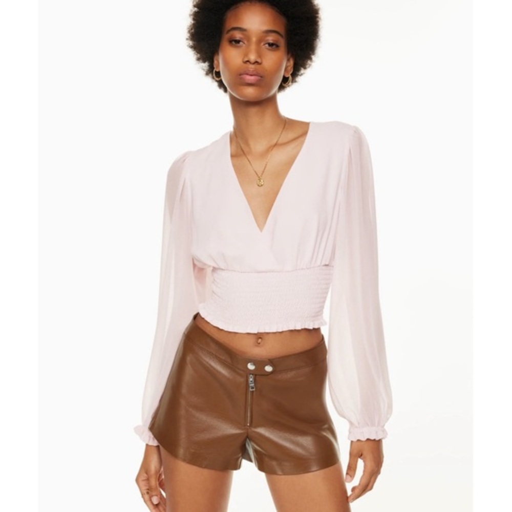 Aritzia Wilfred Wisteria Blouse Pale Pink Medium